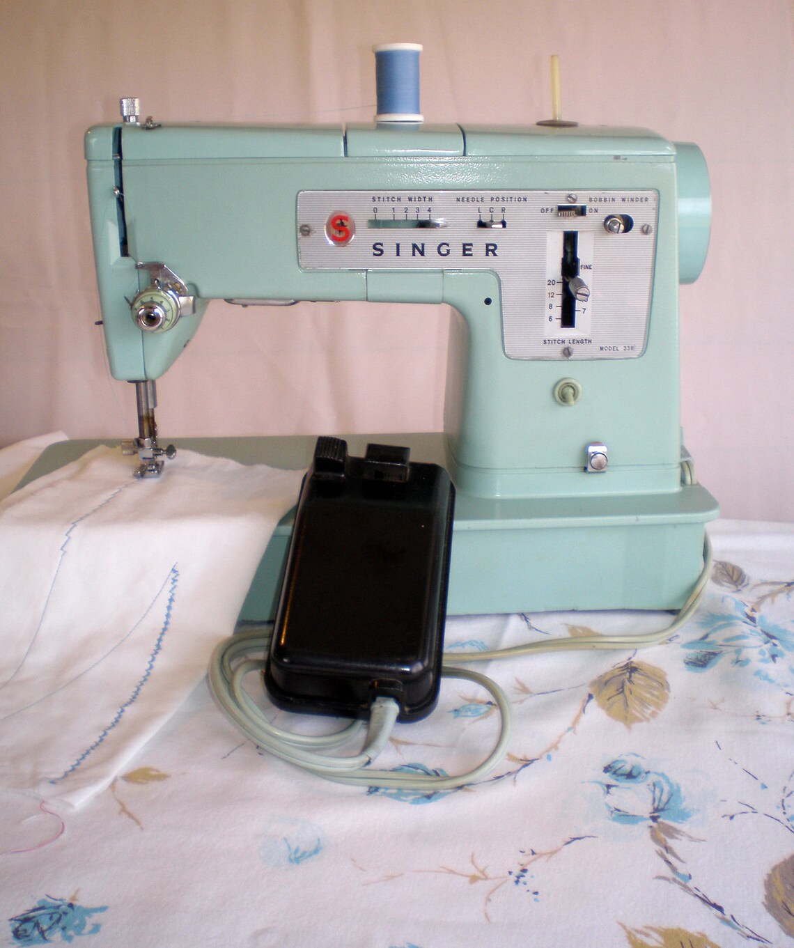 Atomic Sea Foam Green Vintage Singer 338 Sewing Machine 1960s Etsy