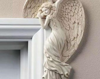 Cadre de porte en résine ailes d'ange : décoration élégante