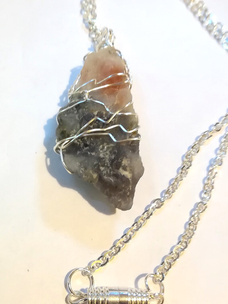 Reiki Gift for Her Handcrafted Wire Wrapped Iolite Sunstone Gemstone Pendant Yoga Jewelery Healing Crystal,Boho Jewelery Power Crystal