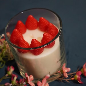 Berry Bliss Candle | Strawberry Candle | Scented Soy Candle | Hand-Poured Dessert Candle | Sweet & Fruity Candle Gift
