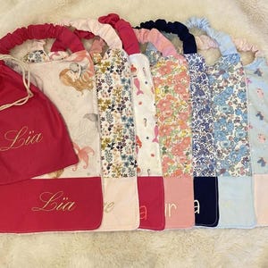 Elasticated bib for canteen, napkin, preschool, nursery, bib for independence