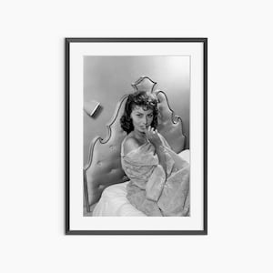 Sophia Loren, Photography Prints, Sophia Loren Poster, Retro Poster, Black and White Wall Art, Museum Quality Photography Poster