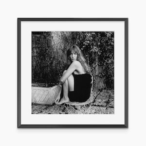 Jane Birkin Poster, Photography Prints, Jane Birkin, Retro Poster, Black and White Wall Art, Retro Print, Museum Quality Photography Poster