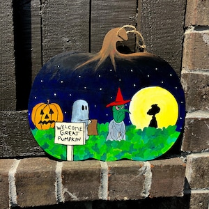 Charlie Brown pumpkin sign | It’s the great pumpkin Charlie Brown sign | Wooden Halloween Sign