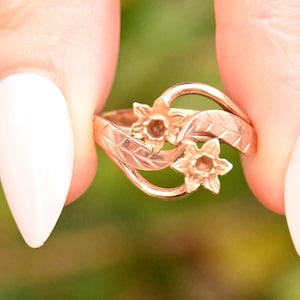 Vintage Clogau Daffodil Ring: 9ct Gold Welsh Rose Accent