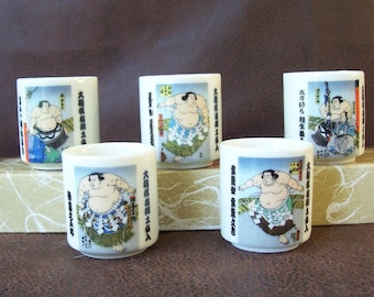 Vintage porcelain sake cups.  NOS.  set of 5.  B347-1.