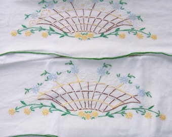 Vintage hand embroidered pillow cases.  Set of 2.  B901-1.25.