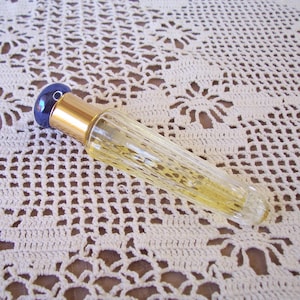 Vintage VICTORIA Eau de Victoria Cologne Flacon Bottle.  T349-1.75.