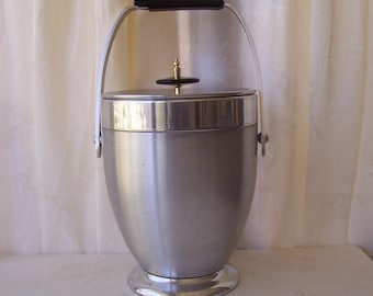 Vintage Kromex aluminum ice bucket. Atomic mad men era.  B639-1.