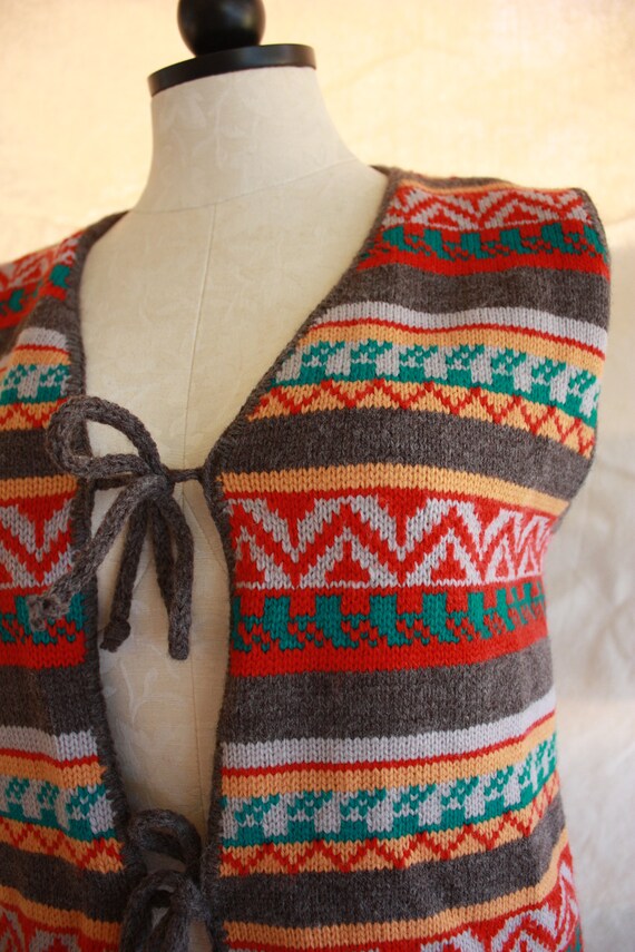 70s Deadstock Fair Isle Sweater Vest Tie Front Si… - image 4