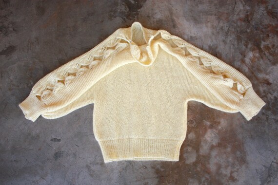 80s Hand Knit Cutout Sweater Cream Batwing Sleeve… - image 5