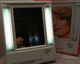 70er Jahre Vintage Clairol True-To-Light VII Beleuchteter Schminkspiegel Original Box Getestet