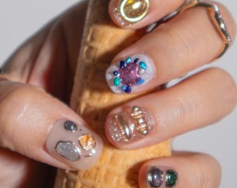Reusable Nature Press Ons, Premium Press Ons, Press-On Nails Short, Korean Nail Art, UV Gel, Minerals Earth Design, Fake Nails, Minimalistic