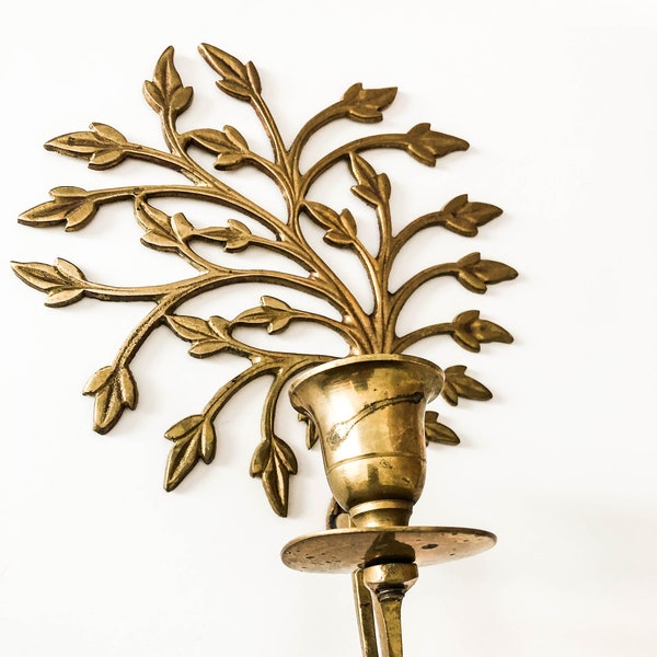 Vintage Brass Candle Holder - Brass cast candle sconce - Single Brass Candle Wall Sconce - Elegant Wall sconce