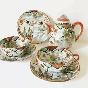 Kutani Japanese Geisha Eggshell Porcelain Teacups Saucers Creamer 1880-1920