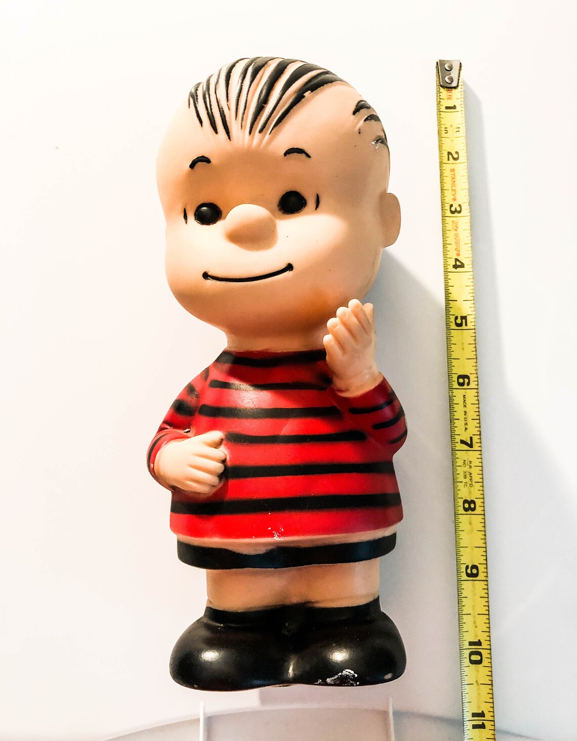 linus figurine