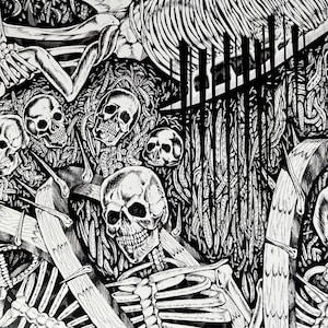 Puede incluir: Ilustraci&oacute;n detallada en blanco y negro con m&uacute;ltiples cr&aacute;neos humanos y estructuras esquel&eacute;ticas. La obra presenta una composici&oacute;n densa y en capas con intrincadas l&iacute;neas, creando un tema g&oacute;tico o macabro. Vista de cerca.