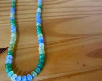 20.5 ”blau & grüne Glasperlen-Halskette mit Herzcharme