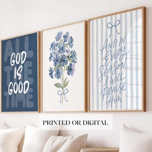 Quadro cristiano con ortensia blu, stampa con versetto biblico "Dio è buono", decorazione per la cameretta a tema religioso (stampa digitale o su carta)