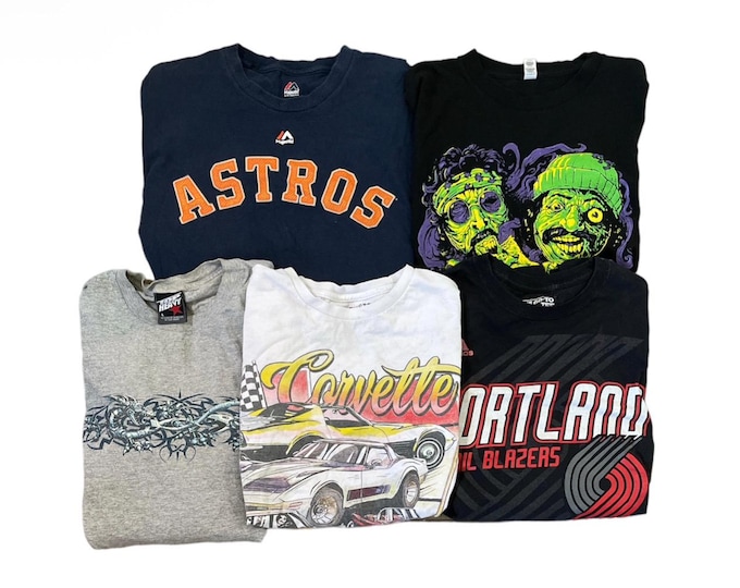 Featured listing image: Mystery Tee (thrifted/vintage/retro/modern)