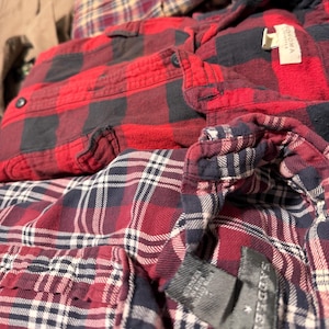 Mystery Flannel/Button Up (thrifted/vintage/retro/modern)