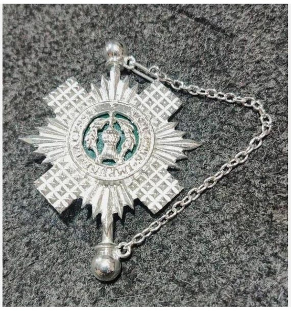 Sterling Silver Plated Scots Guards Kilt Pin: Scottish Highland