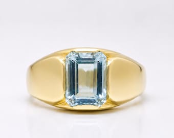 Anello di fidanzamento da uomo con acquamarina naturale, pietra portafortuna di marzo dal design minimalista, taglio smeraldo, placcato oro, elegante anello in argento sterling 925.