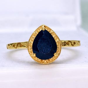 天然ブラックオニキスのペアシェイプリング、925スターリングシルバーリング、8月の誕生石ティアドロップジェムストーンリング、ミニマルなステートメントジュエリーギフト。