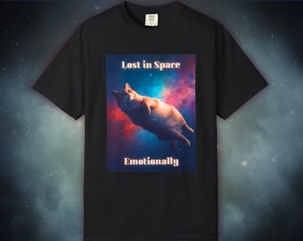 Camiseta de gato emocionalmente perdido en el espacio