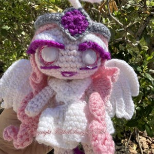 Schema all'uncinetto amigurumi per biscotti di zucchero eterni (difficoltà media)