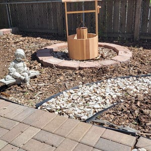 Cedar Working Wishing Well Planter, Rustic Wooden Garden Décor, Farmhouse Outdoor Flower Pot and Yard Ornament