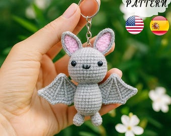 Fledermaus Amigurumi Häkelanleitung | Halloween Bat Keychain Crochet Tutorial | Einfache PDF Häkelanleitung für Anfänger | Fledermaus Schlüsselanhänger