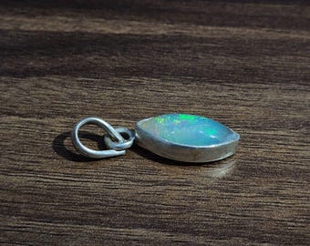 Handgemaakte Ethiopische opaalhanger, regenboog 925 sterlingzilver, boho-sieraden