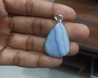 Wisiorek w kształcie łezki z agatem koronkowym Blue Lace, srebro próby 925, ręcznie robiona biżuteria boho