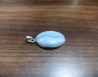 Ręcznie robiony wisiorek z niebieskiego agatu koronkowego ze srebra próby 925, biżuteria boho