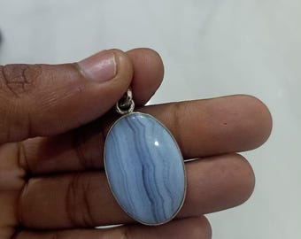 Ręcznie robiony wisiorek z niebieskiego agatu koronkowego ze srebra próby 925 – kryształ leczniczy Boho