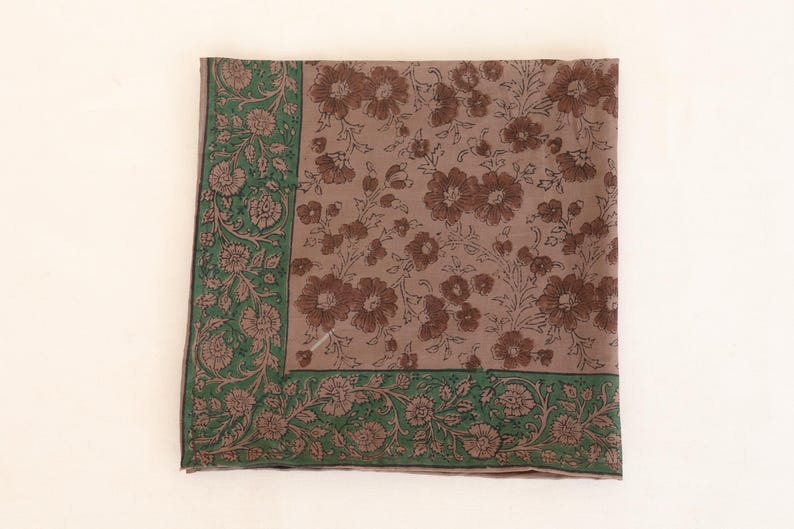 7-Piece Floral Bandana Set – Cotton Head Scarves, Boho Bandanas, Printed Hair Wraps, Handmade Bandana Bundle, Unisex Head Covering Gift Set thumbnail 5