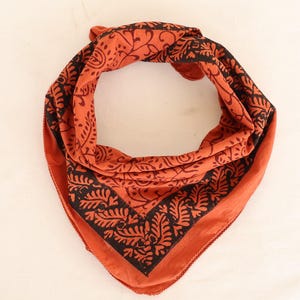 Bandana aus Bio-Baumwolle - Handblockdruck: Paisleymuster