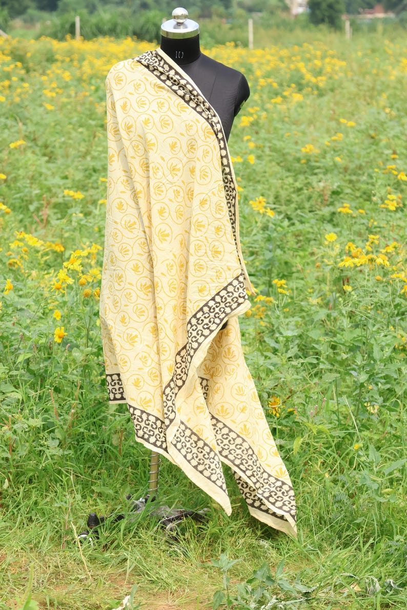 Hand Block Printed Cotton Sarong: Boho Beach Wrap & Picnic Blanket | Beach Pareo Cover Up | Lightweight Resort Wear | Organic Cotton Wrap thumbnail 4