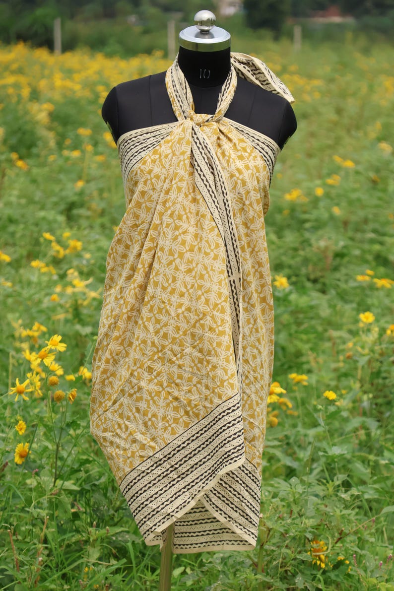 Hand Block Printed Cotton Sarong: Boho Beach Cover-Up thumbnail 2