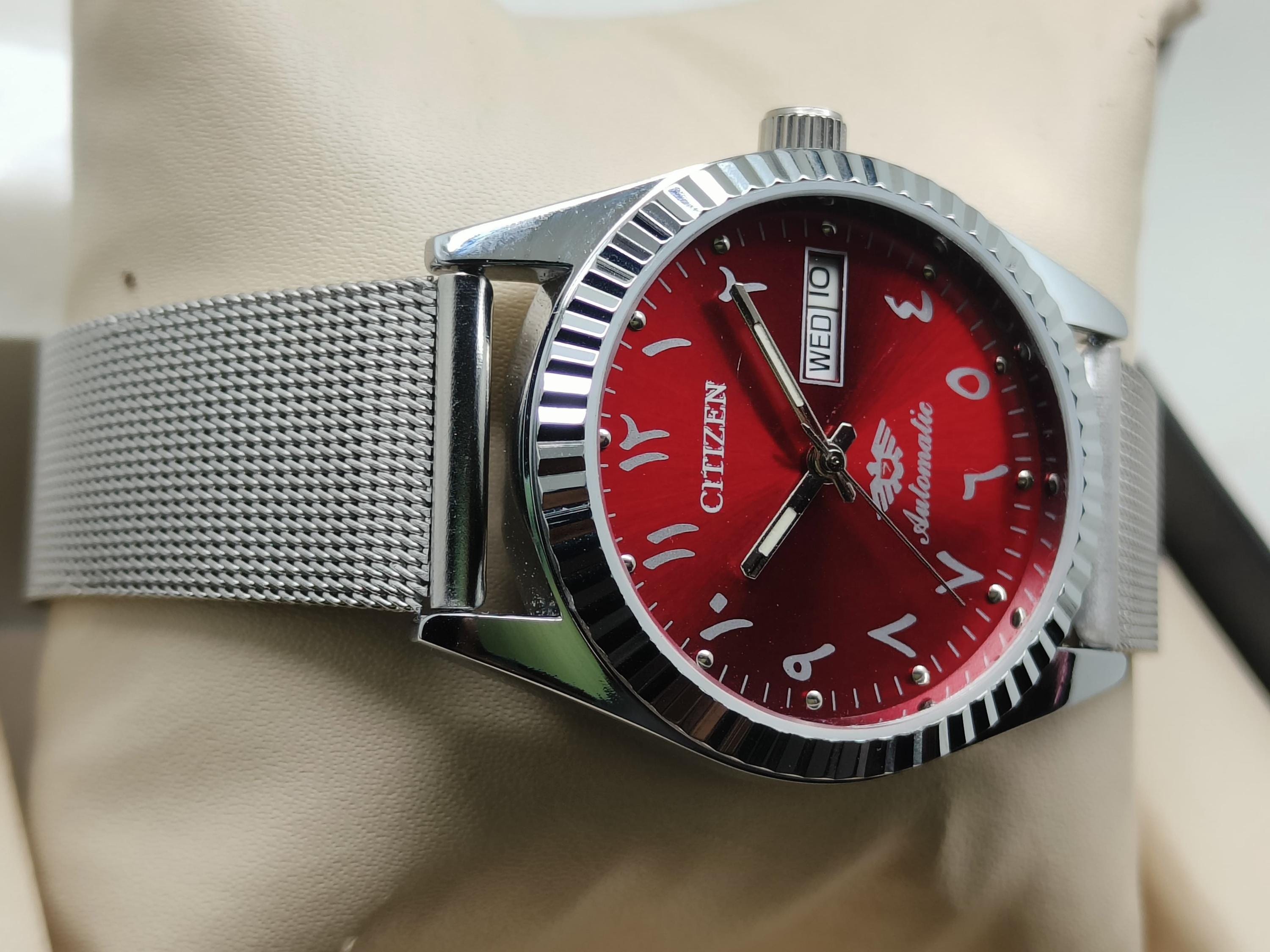 Citizen Automatic Men's Watch Red Dial, Arabic Numerals, Day-date