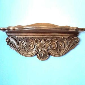 Handmade Linden Wood Shelf: Rustic Wall Decoration