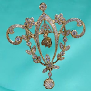 Moissanite Diamond Stunning Delicate Belle Epoque Gilt Laurel Floral Garland Brooch Set with White Green Vintage Style Rhodium Plated Brass