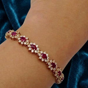 Pulsera ovalada de rubí rojo estilo tenis para mujer / Pulsera apilable de diamantes en oro amarillo de 14 quilates / Pulsera ecológica de rubí rojo para mujer