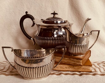 A very fine English Silverplate Tea Pot