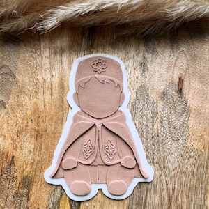 Boy in circumcision outfit with cape - Outbosser cookies | Cookie embosser | Fondant cutter | Cookie cutter | Stamp | Stamp | Stamp