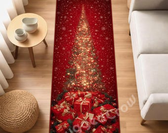 Op de afbeelding: Een rechthoekig kerstkleed met een rode achtergrond en een gestileerd kerstboomontwerp. De boom is verlicht met gouden lichtjes en omgeven door sneeuwvlokken. De basis van de boom heeft verpakte rode cadeaus.