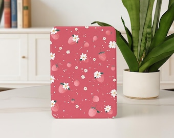 Funda Kindle con diseño de flores de fresa para Kindle de 12.ª generación (2024), Paperwhite (10.ª/11.ª/12.ª generación), 5.ª/6.ª/7.ª generación, Colorsoft. Funda personalizada para Kindle de 7" y 6" con correa de mano.