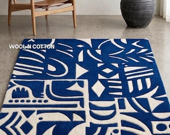 Tappeto in lana trapuntato a mano – Decorazione murale astratta geometrica blu cobalto crema