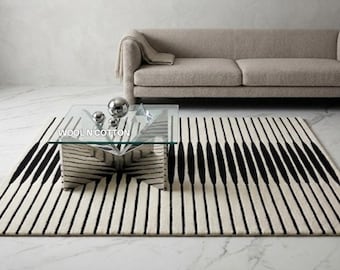 Tappeto in lana trapuntato a mano – Strisce bianche e nere, tappeto con motivi ottici in stile Mid-Century Modern